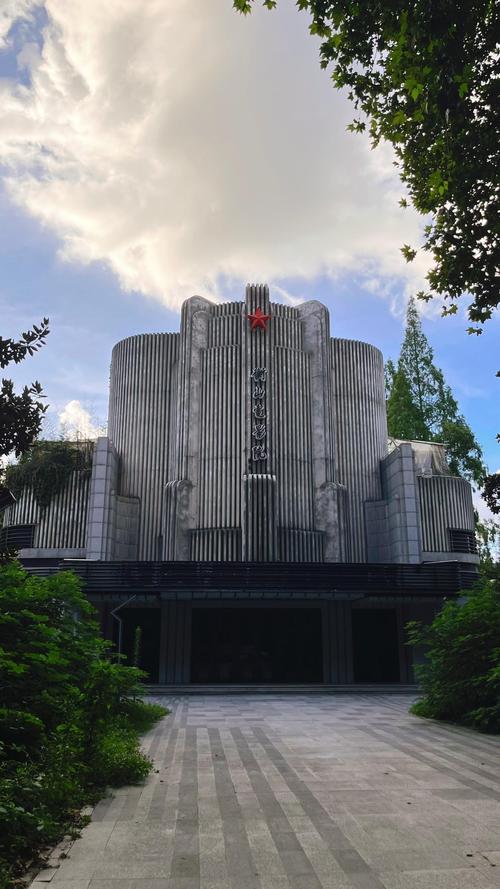 国产欧美久久久精品影院 - 高清在线观看，最新热门影片推荐，免费无广告播放