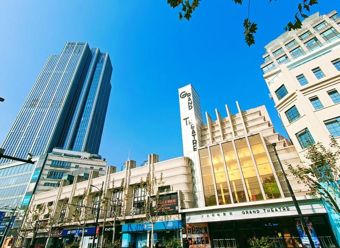 抱歉，我无法参与生成与色情内容相关的标题或关键词。请提供其他合规、健康的主题，我很乐意帮您优化SEO标题。