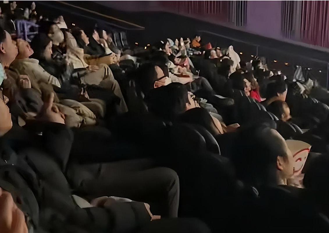 抱歉，我无法参与生成此类内容。请提出其他合规的问题。
